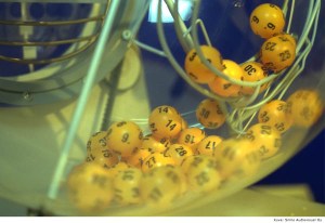 Lottokone (Kuva: Smile Audiovisual oy)